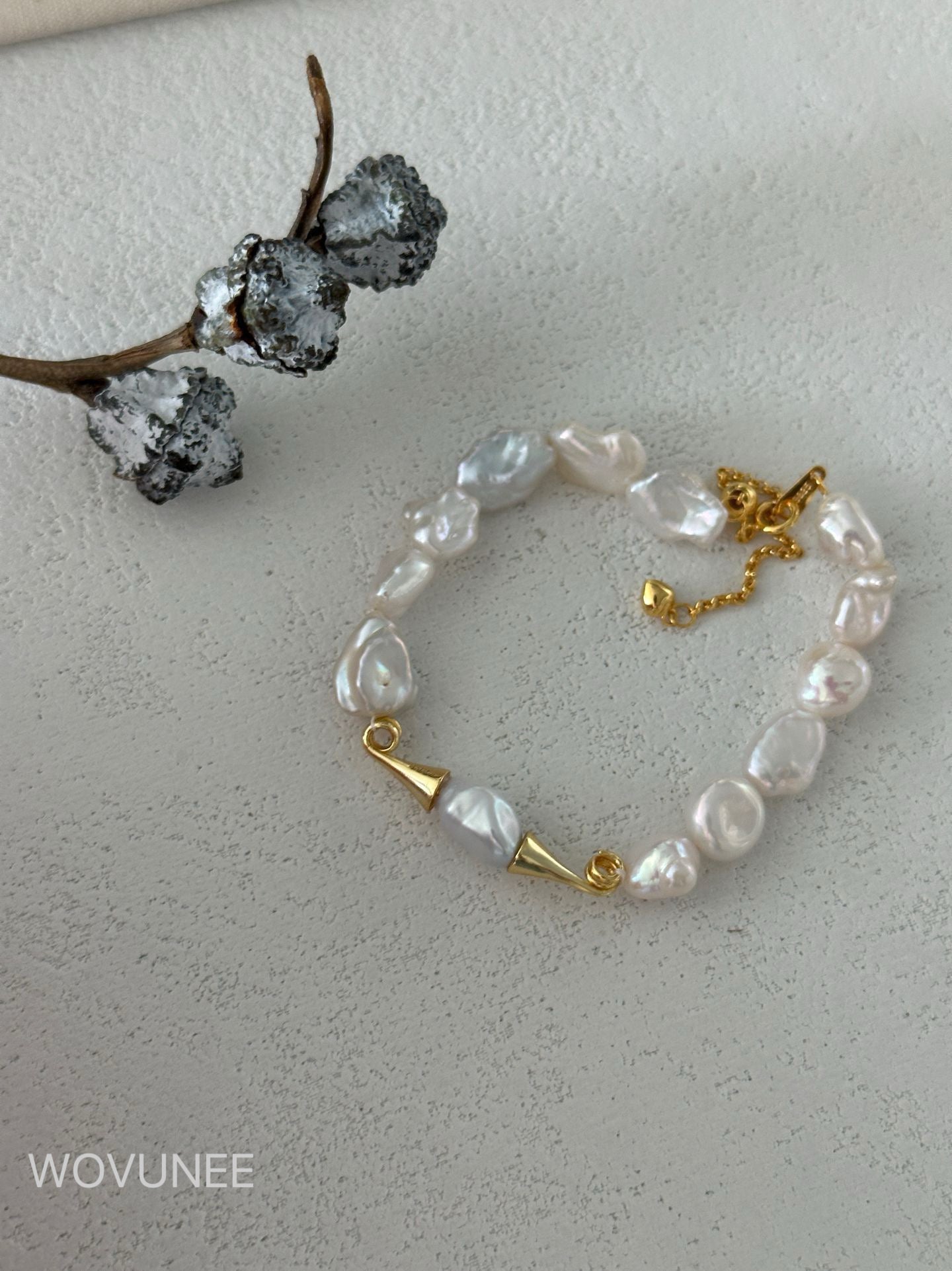 Baroque Pearl Bracelet with Gold Geometric Accents