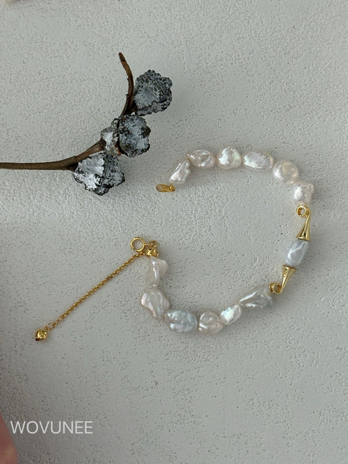 Baroque Pearl Bracelet with Gold Geometric Accents