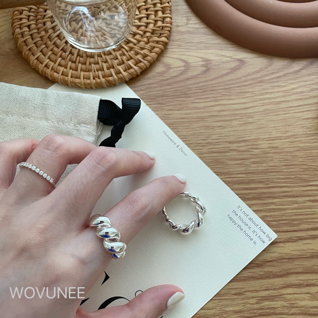 Éclat Twist Ring — Solid 925 Sterling Silver