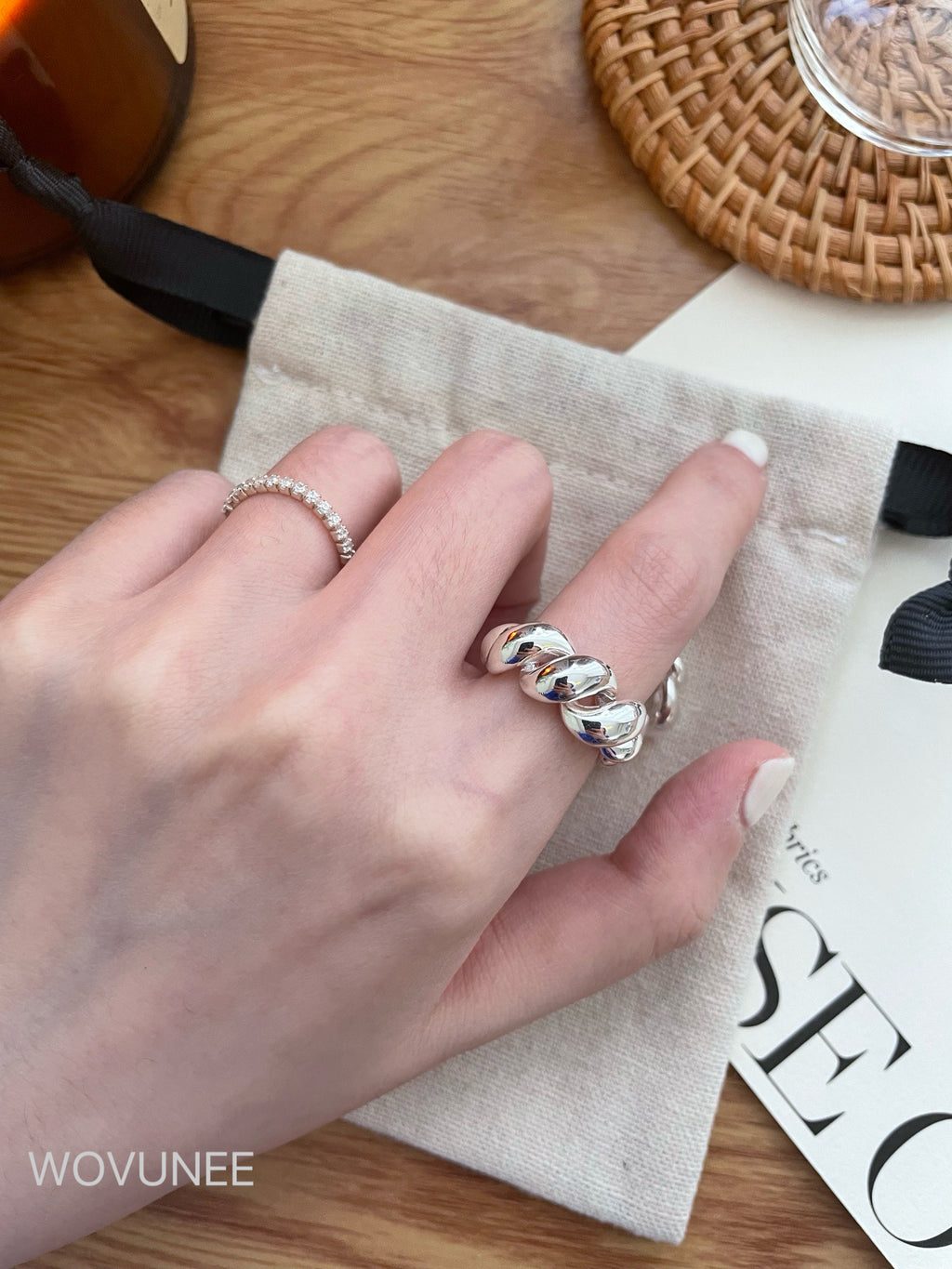 Éclat Twist Ring — Solid 925 Sterling Silver